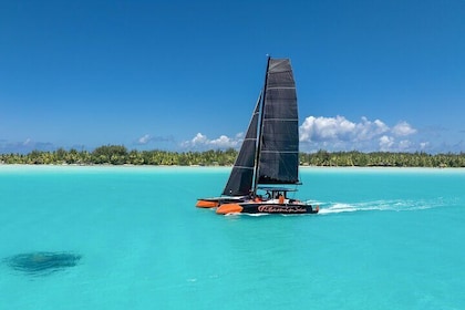LUXURY Bora Bora Half-Day Sailing, Snorkeling and Floating Bar
