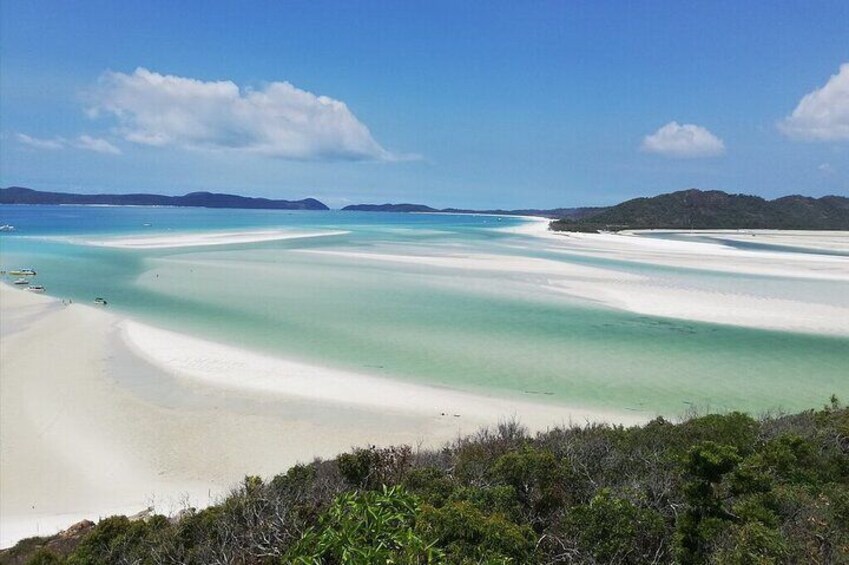2-Night Whitsundays Sailing Cruise incl. Whitehaven Beach & Great Barrier Reef