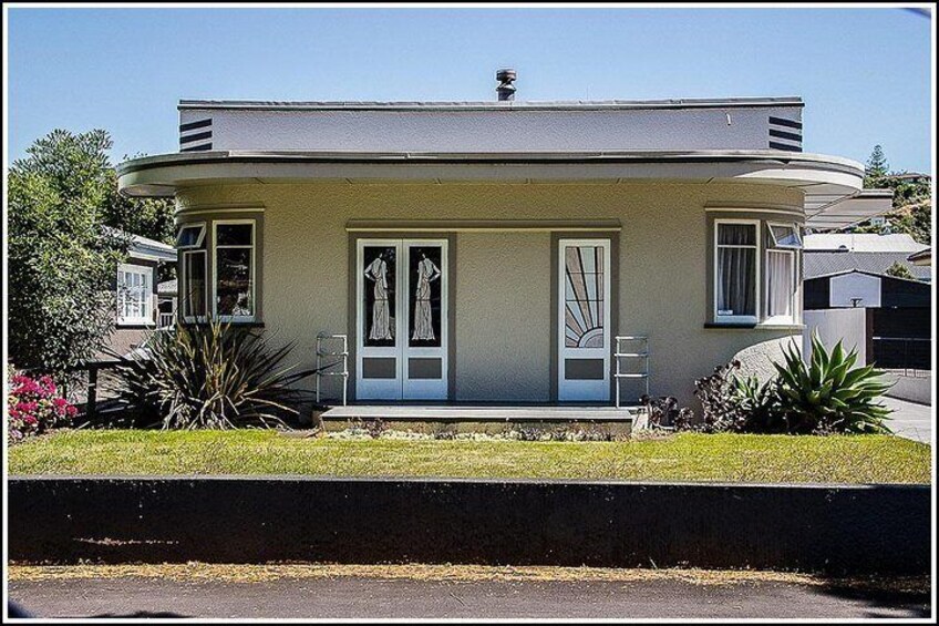 Dozens of beautiful Art Deco homes