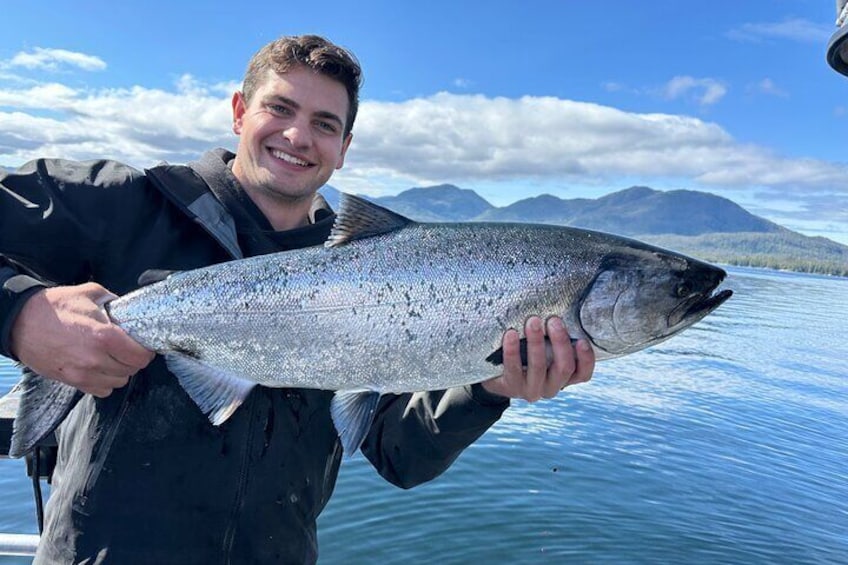 Ketchikan salmon and halibut fishing charter