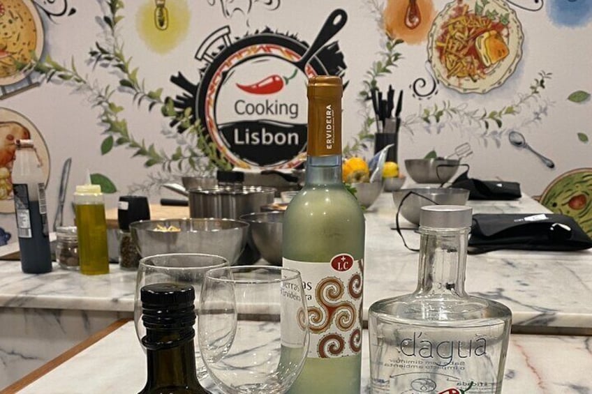 Lisbon Market and Food Tour with Cooking Class and Lunch