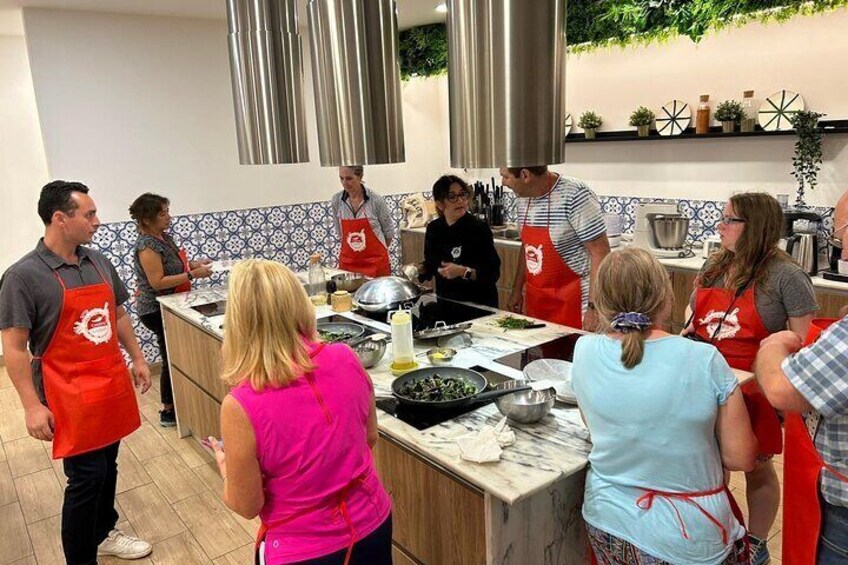 Lisbon Market and Food Tour with Cooking Class and Lunch
