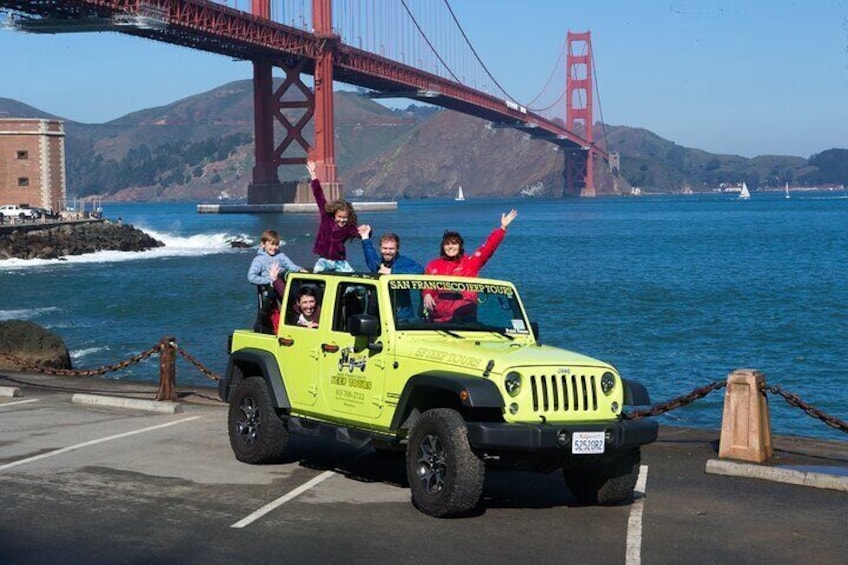 2-Hour Private San Francisco City Tour in Open-air Convertible Jeep