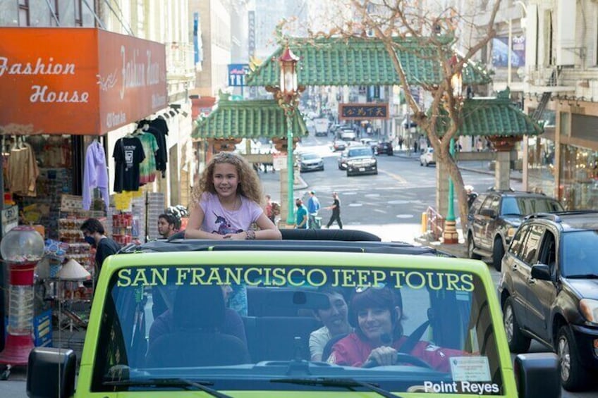 2-Hour Private San Francisco City Tour in Open-air Convertible Jeep