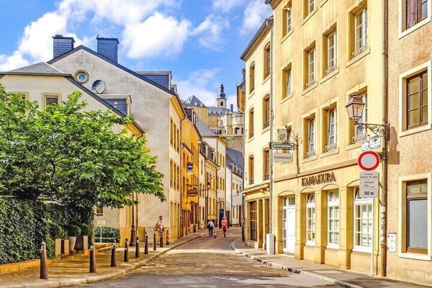 Luxembourg city walking and wine tasting tour