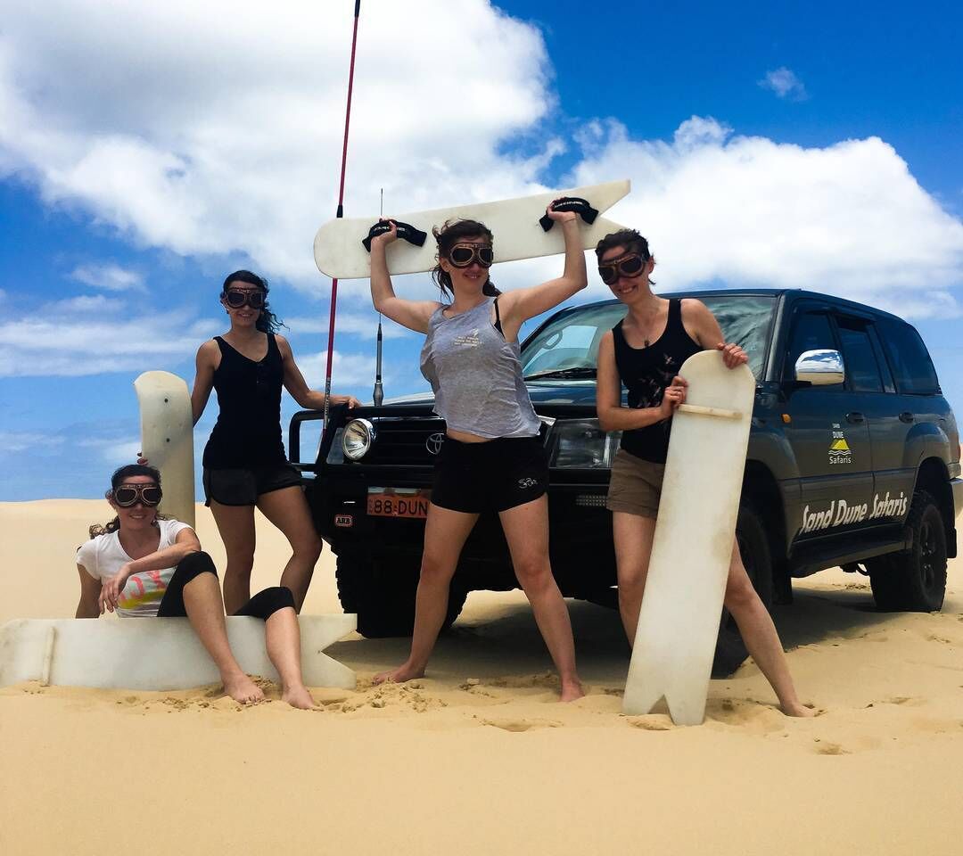 Port Stephens: Unlimited Sandboarding with 4WD Dune Transfer
