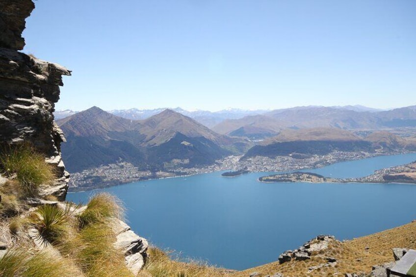 Private Champagne Picnic on a Peak with Helicopter Ride