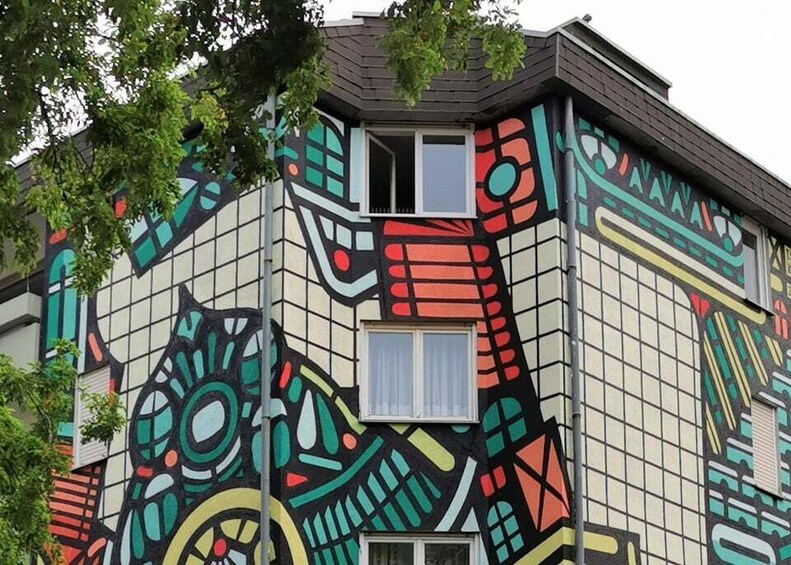 Mannheim: Guided Street Art Walking Tour