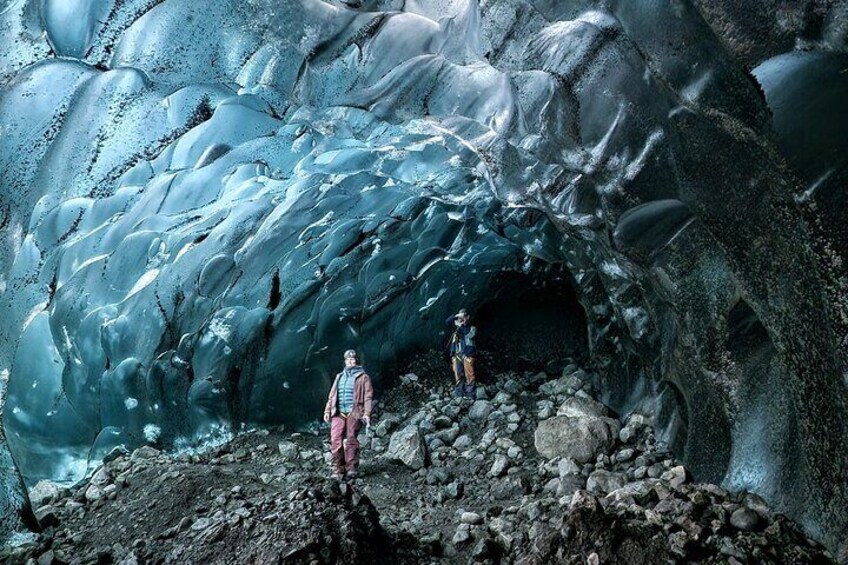 Ice Cave Small-Group Tour from Jökulsárlón