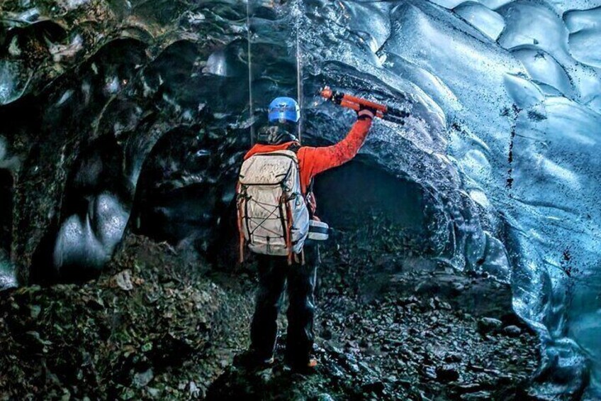 Ice Cave Small-Group Tour from Jökulsárlón