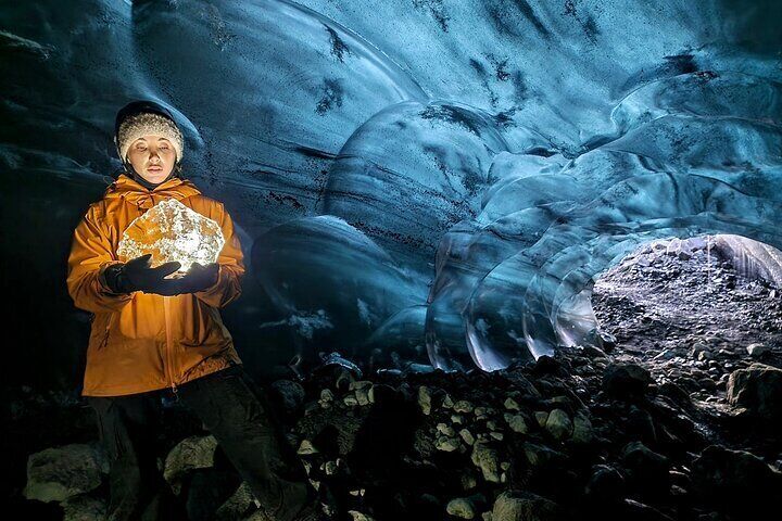 Small-Group Ice Cave Tour from Jökulsárlón