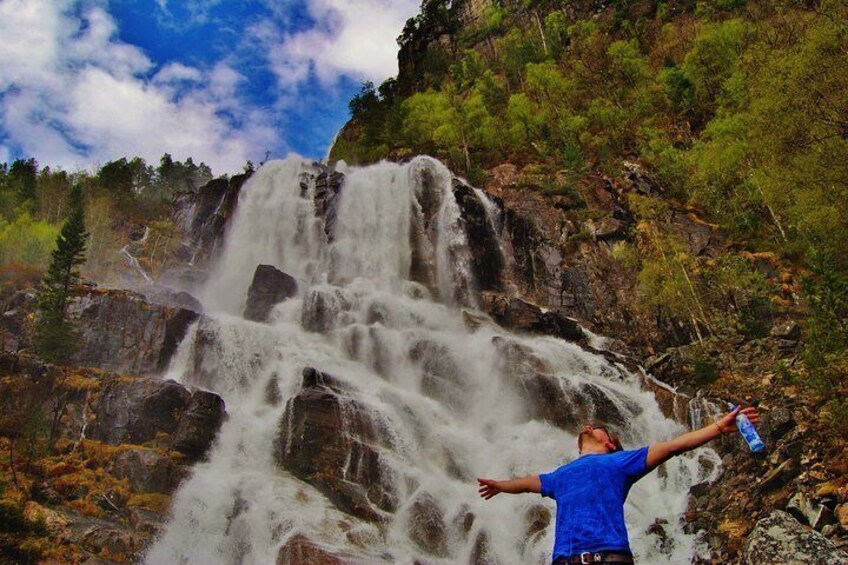 The Kvernhusfossen waterfall.