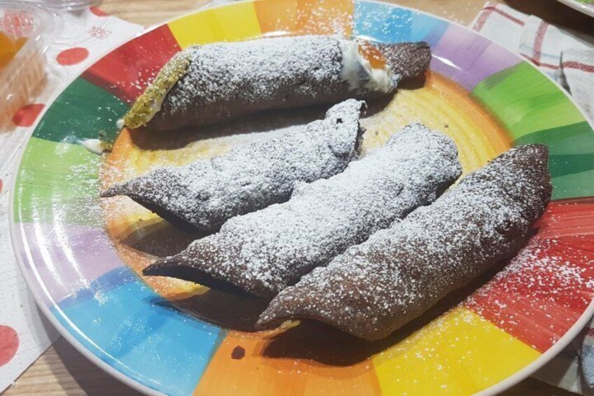 Cannoli