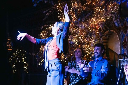 Madrid: Live-Flamenco-Show mit Speisen und Getränken