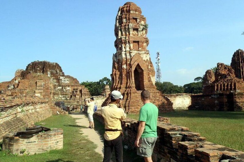 Colors of Ayutthaya Full-Day Bike Tour