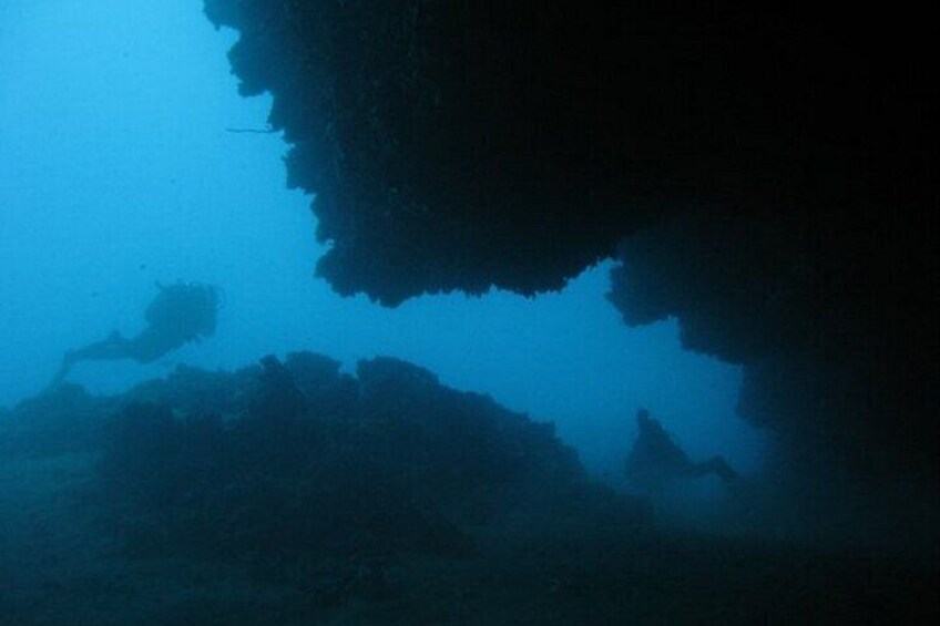 Adventure Dives for certified divers in Nea Makri, Athens