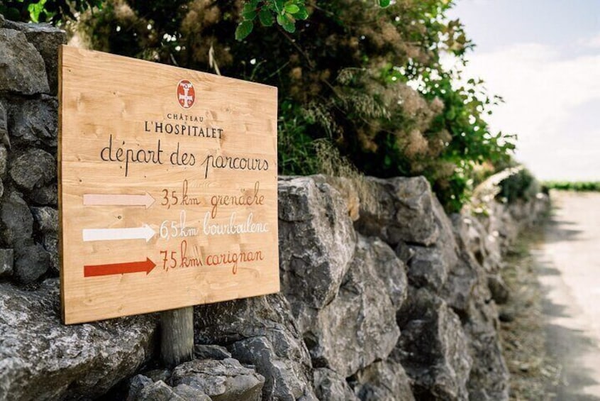 Pedestrian route panel