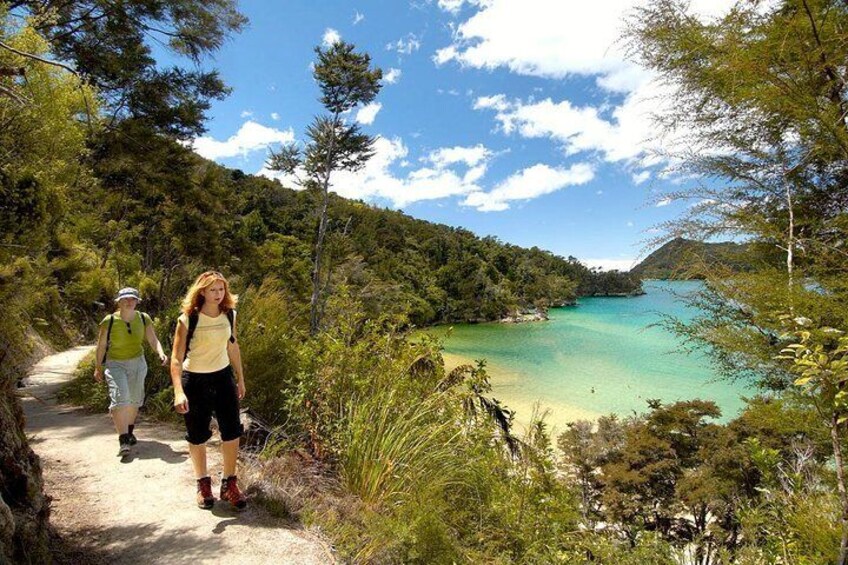 Abel Tasman Kayaks, exploring the Astrolabe by foot.
