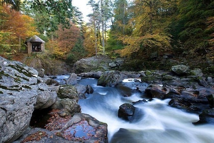 Waterfalls, Warriors & Whisky Adventure Day Tour from Edinburgh