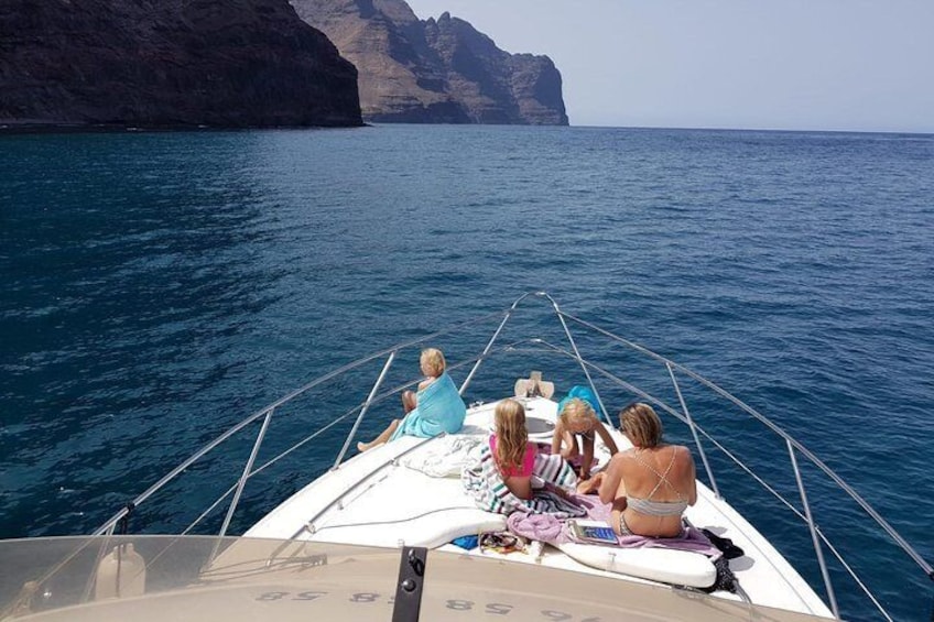 Boat Trip 3 hours - Private Charter ("KEEPER UNO" Boat)