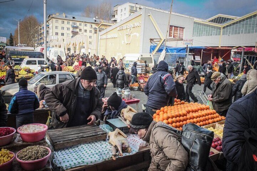 Old Town and Beyond: A Tbilisi Silk Road Feast with Culinary Backstreets 