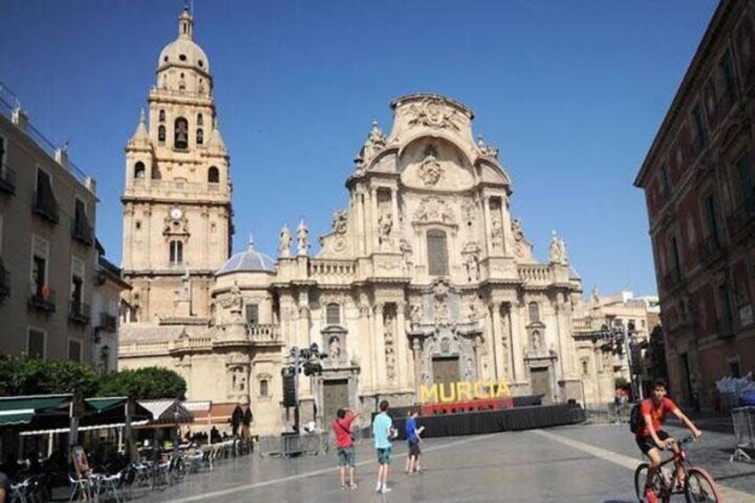 Cathedral Murcia square