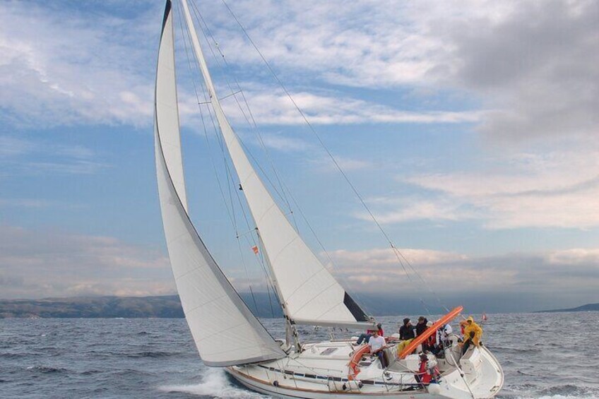 Sailing trips Hvar