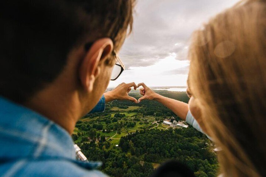 Walk on the Edge Attraction Ticket: Walk Along the Edge of Tallinn TV Tower