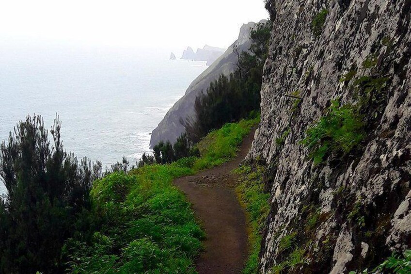 Larano Mountain and Cliff Full Day Walking Tour