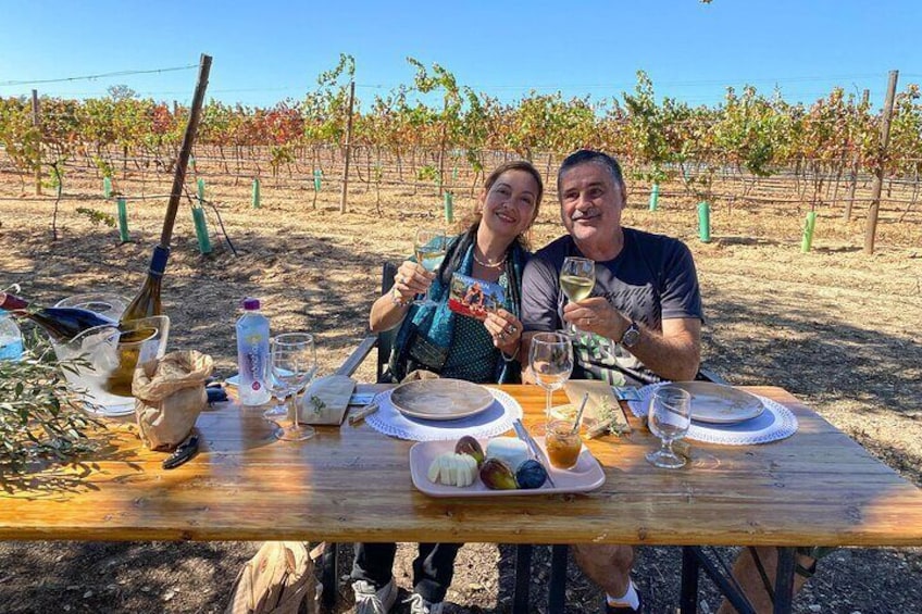 Algarve Romantic Vineyard Picnic