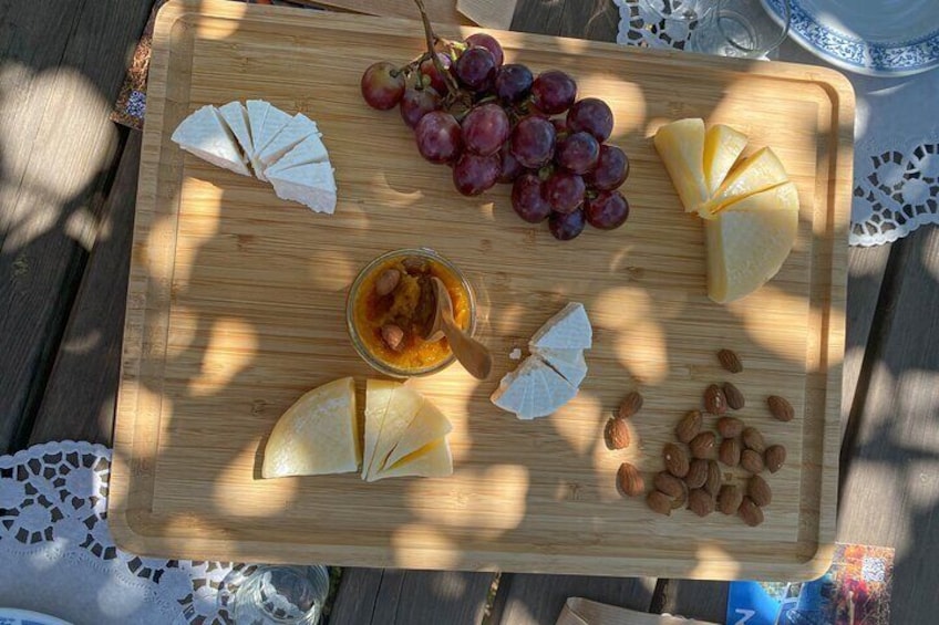 Algarve Romantic Vineyard Picnic