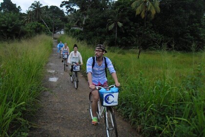 Halvdag Lagoon og Village Cykeltur i Galle