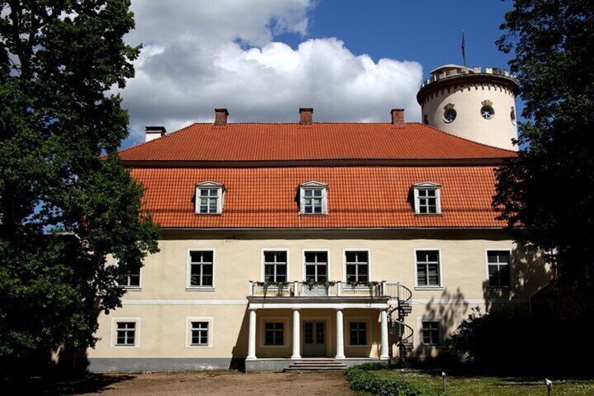 Cesis: Medieval Heritage and Natural Treasures