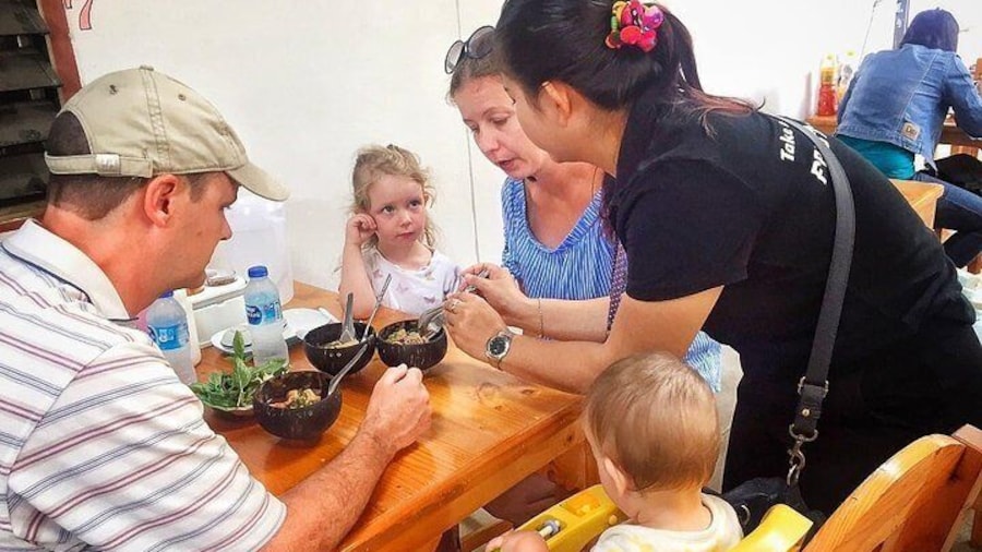 Family Foodies Experience in Hua Hin, Thailand