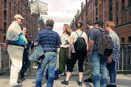 Private Tour: Speicherstadt and HafenCity Walking Tour in Hamburg