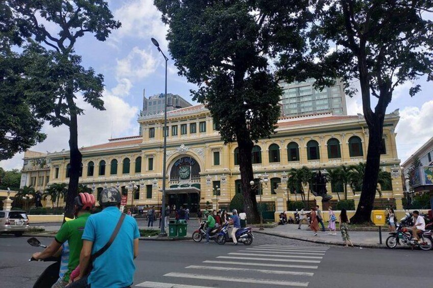 Ho Chi Minh City Full-Day Cooking Class with City Tour