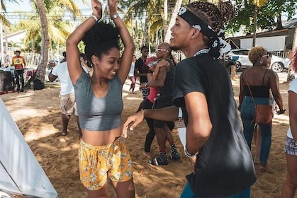 Bachata Dance Lessons in Las Terrenas with Noeli Rubio