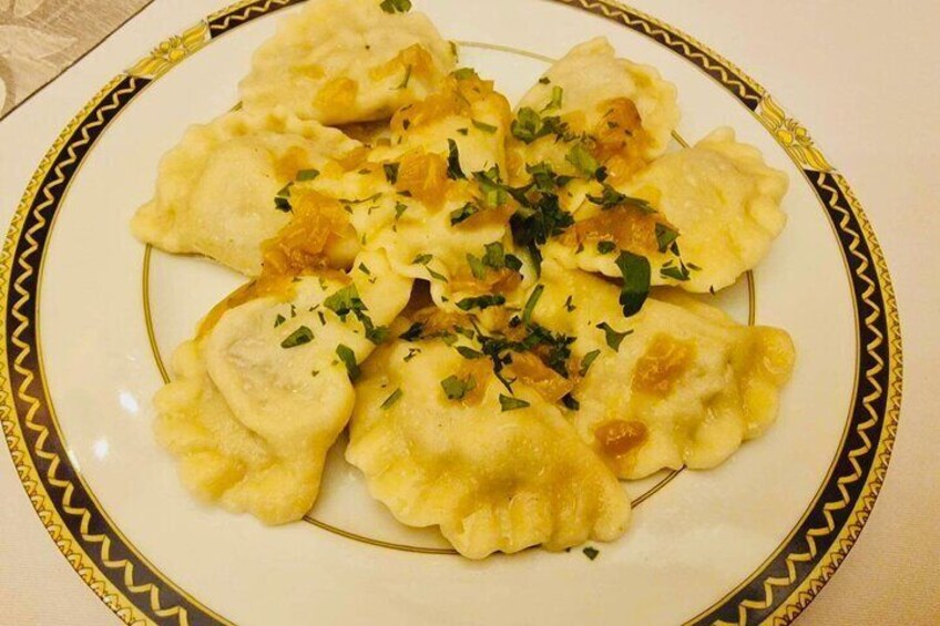 Taste of Poland - Old Town food tour and guided walk
