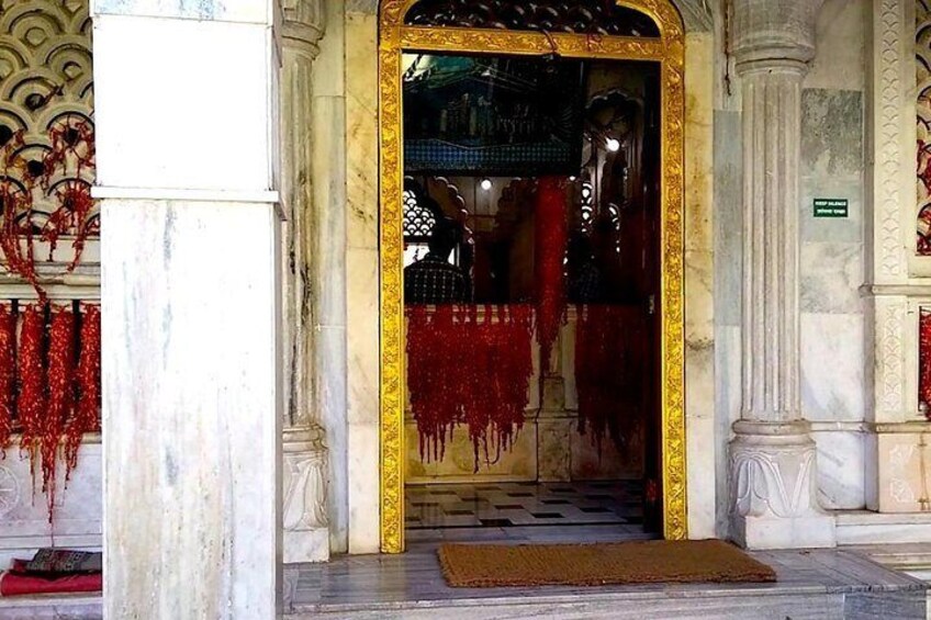 Dargah at Khedshivapur