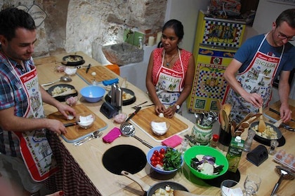 Sicilian Cooking Class : From Black to White