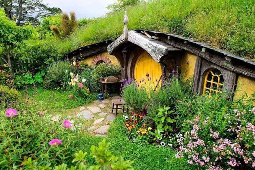 Private Hobbiton Movie Set Tour