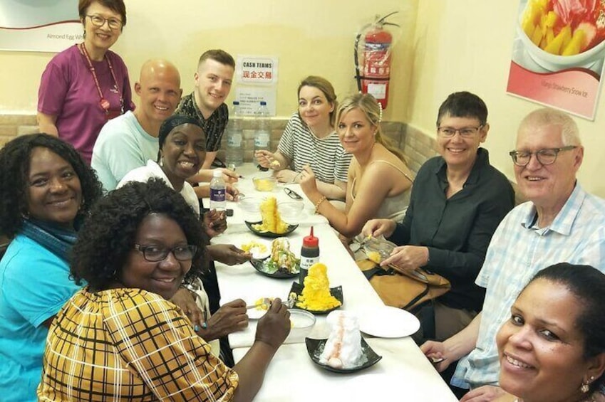 Our guide Janice and her group in Chinatown