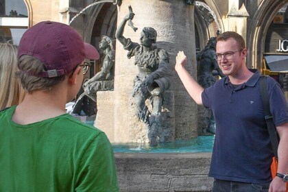 The classic: City tour in Munich with the most beautiful sightseeing highli...