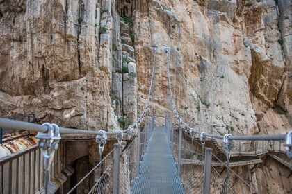 จากกรานาดา: การเดินทางแบบไปเช้าเย็นกลับของ Caminito Del Rey