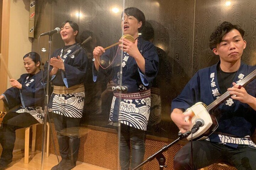 Asakusa: Live music dinner after history tour