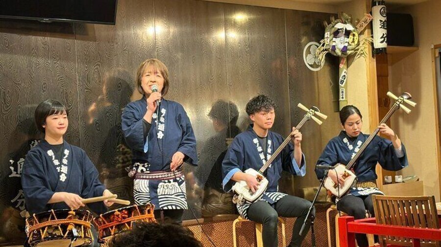Asakusa: Live music performance over traditional dinner