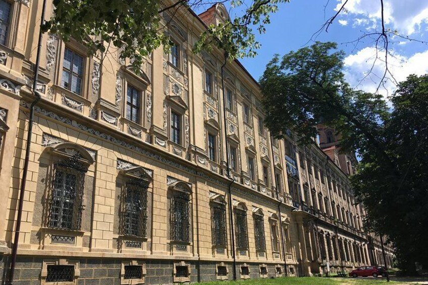 Medieval royal treasure in Sroda Slaska and impressive Cisterian abbey in Lubiaz