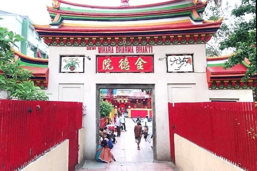 Private Jakarta Walking Tour: Chinatown Discovery