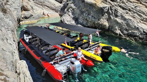 Split: Privater Halbtag in der Blauen Lagune mit einem luxuriösen Schnellbo...