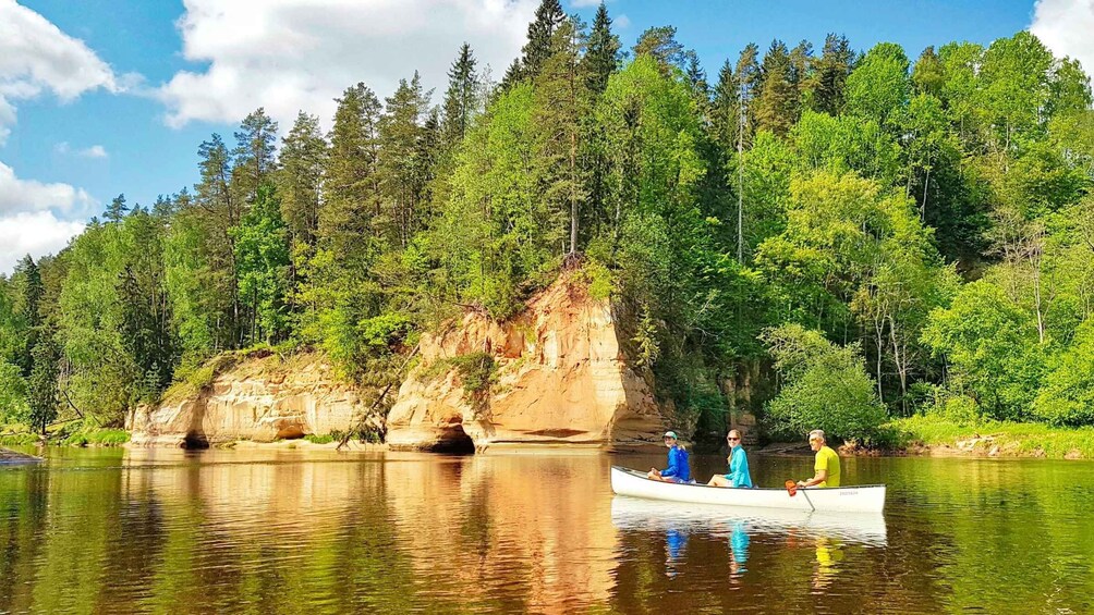 From Riga: Full-Day Scenic Gauja River Valley Kayaking Trip